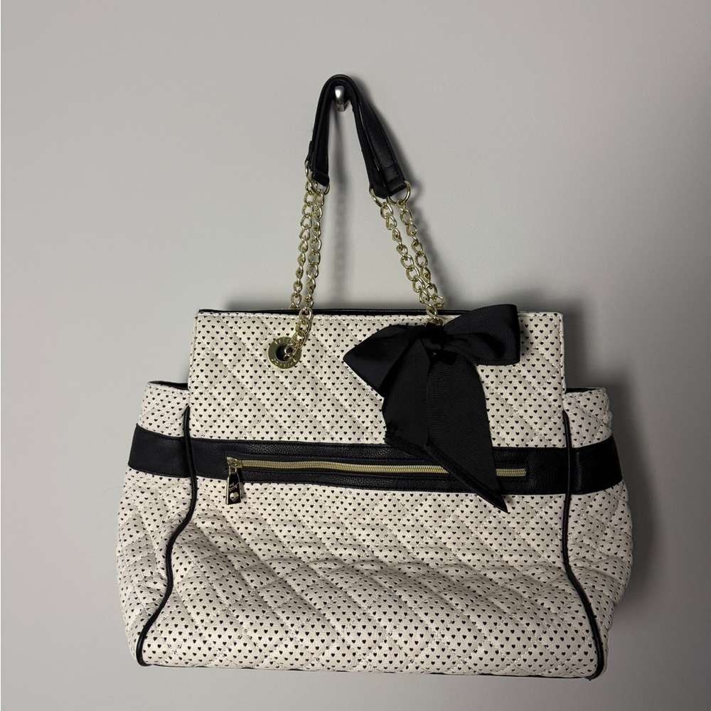 BETSEY JOHNSON Black and White Purse